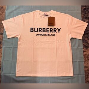 Burberry white logo  T-Shirt Medium